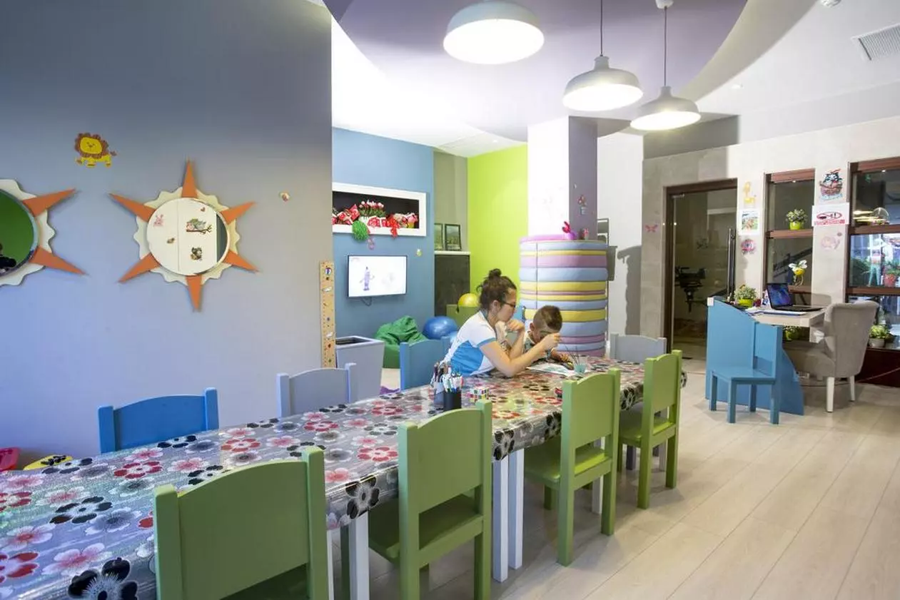 FAMERESIDENCE_SHABAVIZ (34).jpg